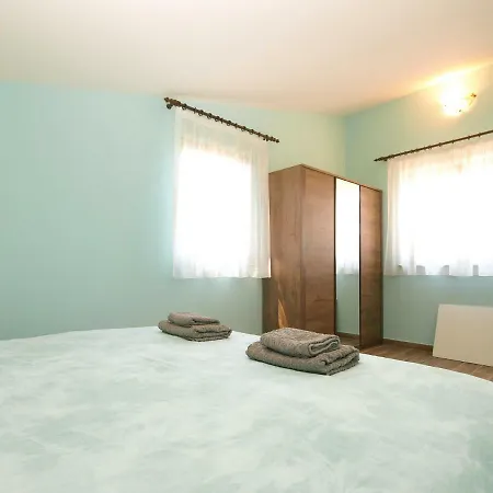 Apartament Dejan 1918