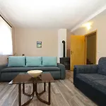 Dejan 1918 Apartment *